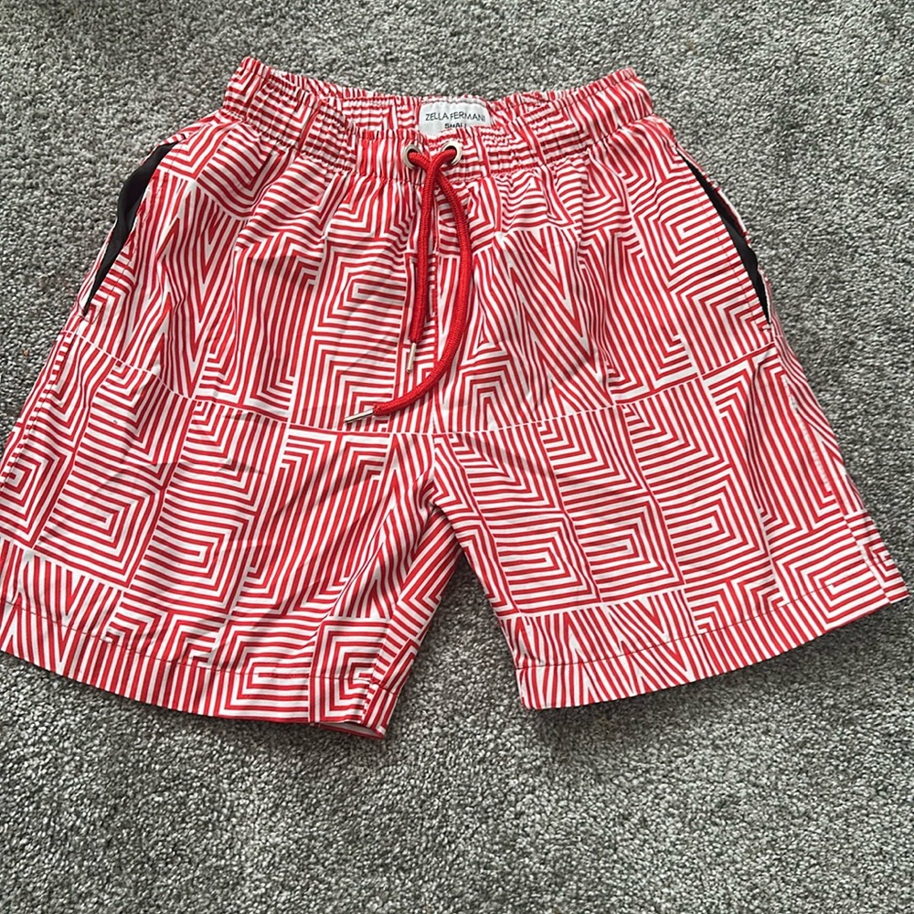 Zella Fermani red/white reflective shorts size small (M)